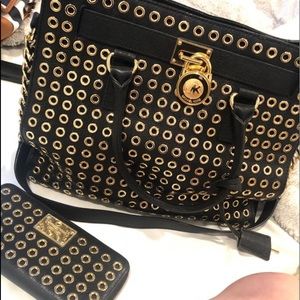 Micheal kors purse and wallet